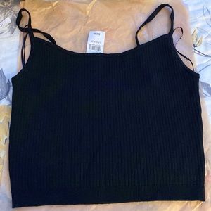 very comfy and stretchy crop top